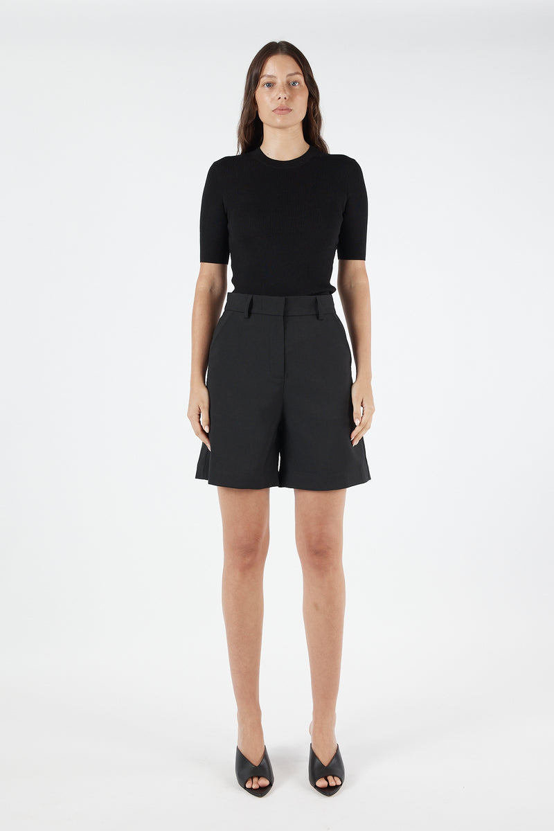 ROSA TAILORED SHORT